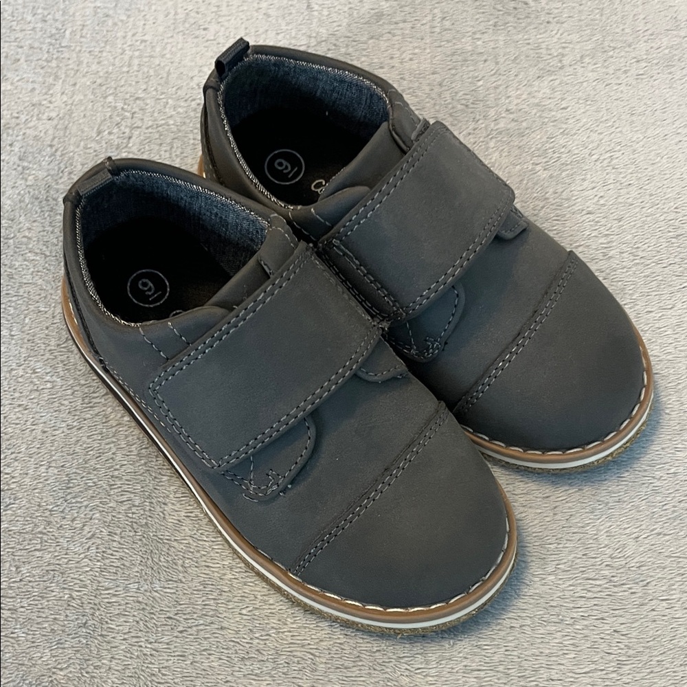 Cat & Jack Stylish Gray Kids Shoes
